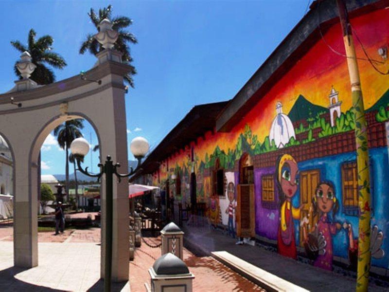 La Casa De Mamapan Hotel Colonial Ahuachapán Exterior photo